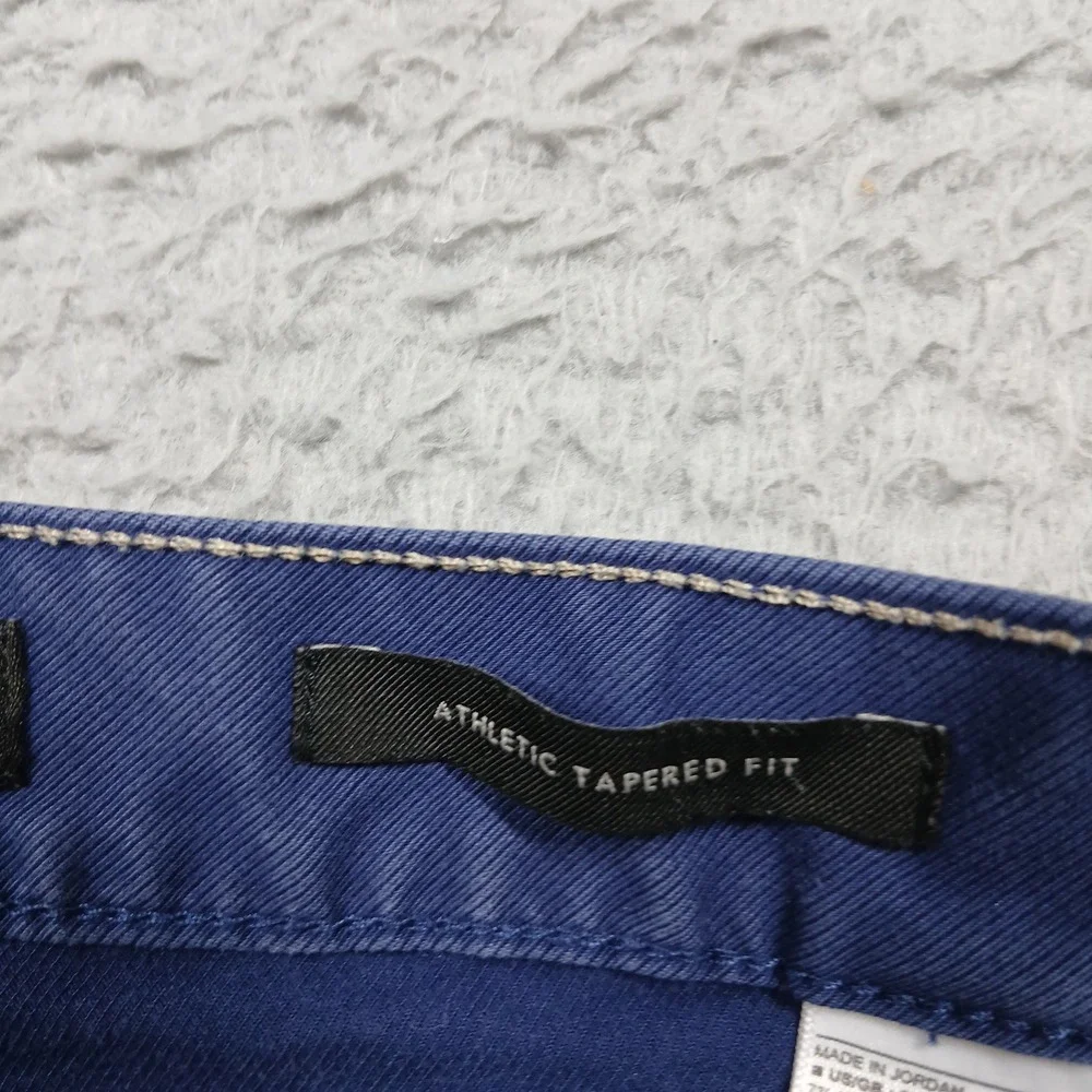 Banana Republic Traveler Chino Men's 38x30 Blue Athletic Tapered Fit‎